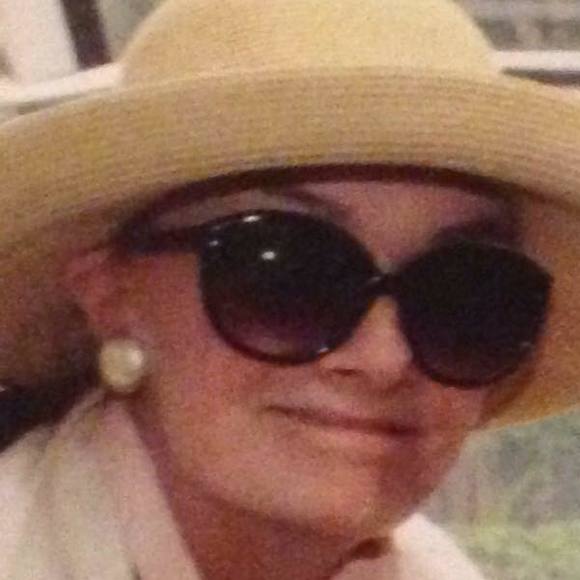 Meet your Posher, Scotti - Picture 1 of 1